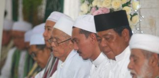 Gubernur Kalsel bersama Bupati Banjar, ikuti acara haulan Datu Kelampayan ke 216