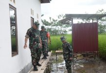 Danrem 101/Antasari Brigjen TNI Rudi Puruwito SE, tinjau TMMD di Karang Mekar