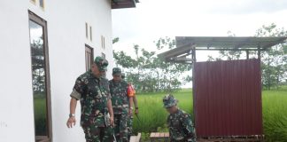 Danrem 101/Antasari Brigjen TNI Rudi Puruwito SE, tinjau TMMD di Karang Mekar