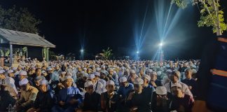 Ribuan kaum muslimin ikuti tahlilan di haulan KH. Kasyful Anwar Al Banjari ke 84