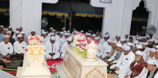 Haul ke 11 Abah Anang Djazouly di hadiri rimbuan jemaah