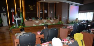 Bupati Noormiliyani sampaikan propemperda dan 2 raperda ke DPRD