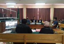 Sidang dugaan penganiayaan saat pembongkaran baliho dinilai janggal?