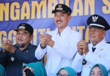 H Dahliansyah resmi jabat Pambakal Desa Keramat Mina