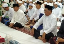 Gubernur Kalsel dan Bupati Banjar sholat Idul Adha di Masjid Al Karomah Martapura