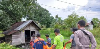 Sosok mayat perempuan ditemukan di Anjir Muara dalam kondisi terbaring di pinggir jalan