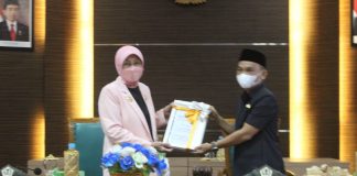 Bupati Noormiliyani sampaikan nota rancangan peraturan daerah tentang perubahan APBD 2022