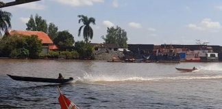 Lomba klotok ces, joki Tapin sapu bersih semua podium