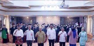 Saidi Mansyur melantik 33 orang pejabat fungsional di lingkup Pemkab Banjar