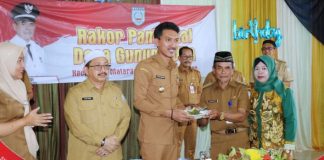 Saidi Mansyur pimpin rakor bersama Pemerintah Desa Gunung Ulin Mataraman