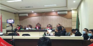 Kuasa hukum terdakwa Mardani H.Maming, sempat tolak dibacakannya keterangan tertulis saksi fakta yang sudah meninggal
