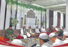 Lantunan syair maulidurrasul dan tahlilan menggema di acara haulan KH.Husien Mughni