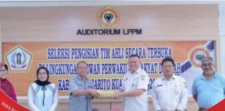 Berkas pendaftar tim ahli DPRD Kabupaten Batola diserahkan ke LPPM ULM