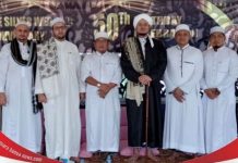 Bersama ratusan jemaah lainnya, Agung Purnomo hadiri peringatan Isra Mi’raj di Masjid Muhibbin