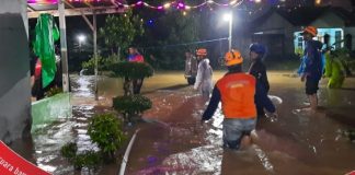 Setelah diguyur hujan dengan intensitas cukup tinggi, Kompleks Guru Guntung Alaban kebanjiran lagi