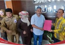 5 orang yang lulus hasil seleksi sebagai tim ahli di DPRD Batola diumumkan