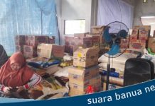 Akibat menerima isu perusahaan tidak kometmen, warga sempat menolak menerima bantuan