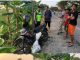 Sebuah mobil Toyota Avanza dikawasan Jalan Trans Kalimantan ‘tabrak’ sepeda motor hingga pengendaranya meninggal dunia