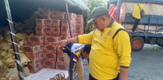Sambut HUT RI ke 73 dan Hari Jadi Pemprov Kalsel, bagikan sembako dan makanan siap saji