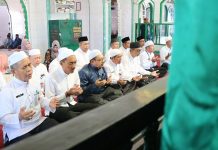 Jelang hari jadi Kabupaten Banjar ke 73, bupati Saidi Mansyur melakukan ziarah ke makam Syekh Muhammad Arsyad Al Banjary