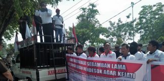 KAKI Kalsel dan warga Desa Sebamban Lama Tanah Bumbu, minta aparat selidiki oknum kades korupsi?
