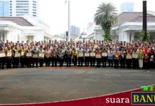 Pemkab Banjar terima penghargaan Percepatan Penghapusan Kemiskinan Ekstrem dari pemerintah pusat