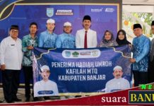 Empat orang qori-qoriah Kabupaten Banjar berprestasi diberikan umroh gratis
