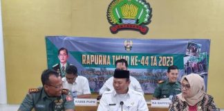 Dra Arfah, Ikuti Vicom Pra Purna TMMD ke-44 tahun 2023 di ruang vicom Kodim 1005 Barito Kuala