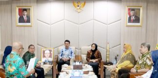 Direktur Metrologi Sri Astuti dan tim penilai surveillance Kementerian Perdagangan RI kunjungi Kabupaten Banjar