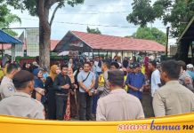 Tuntut dana kompensasi tambang galian c, ratusan warga datangi Kantor Desa Awang Bangkal