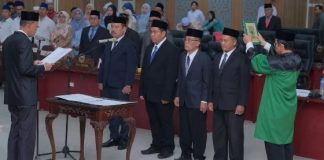 Hari ini, Empat anggota DPRD Kabupaten Banjar PAW sisa masa jabatan 2019-2024 resmi dilantik