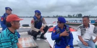 Patroli tempat wisata, Polairud Polres Batola berikan himbauan bagi pengunjung Pulau Kembang