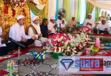 Bupati Banjar Saidi Mansyur hadiri peringatan haul Habib Ustman bin Abdurrahman Alaydrus, di Desa Lumpangi