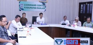Bupati Banjar Saidi Mansyur dan Kepala Inspektorat Mohammad Riza Dauly ikuti kegiatan virtual LKKL dan LKPD