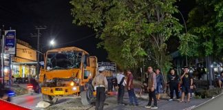 Polisi jelaskan, fokus pada penanganan kecelakaan truk laka di Ratu Elok Banjarbaru, bukan pada muatanya
