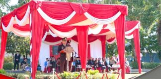 Komandan Distrik Militer 1006 Letkol Kav Zulkifer Sembiring pimpinan upacara Hari Lahir Pancasila di Martapura