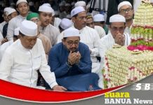 Said Idrus Al Habsyie dan mantan gubernur Kalsel, ikuti acara haul Abah Anang Djazouly