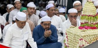 Said Idrus Al Habsyie dan mantan gubernur Kalsel, ikuti acara haul Abah Anang Djazouly