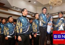 Saidi Mansyur melepas kontingen Kabupaten Banjar untuk berlaga di Porseni PGRI Kalsel di Tanah Laut