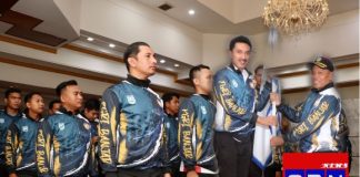 Saidi Mansyur melepas kontingen Kabupaten Banjar untuk berlaga di Porseni PGRI Kalsel di Tanah Laut