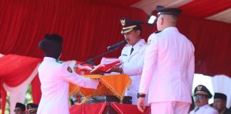 Bupati Saidi Mansyur pimpin upacara peringatan Proklamasi kemerdekaan RI di RTH Ratu Zalecha Martapura