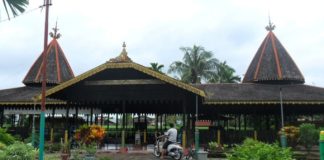 Komplek pemakaman Sultan Suriansyah, destinasi sejarah dan religi dan perkembangan Islam dari Kuin