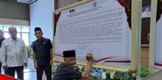DPRD Batola tandatangani pernyataan komitmen antikorupsi