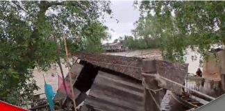 Cuaca ekstrem terjang Aluh -ALUH , satu buah rumah warga ambruk