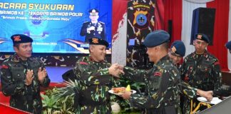 Polda Kalsel gelar syukuran dan potong tumpeng di momen HUT Brimob Polri Ke-79