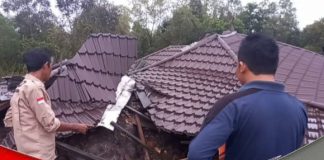 Belasan rumah di empat desa di Kabupaten Banjar disapu puting beliung