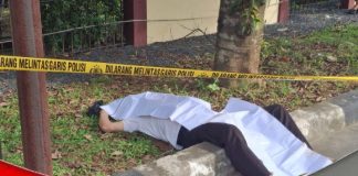 Terlihat sedang jalan kaki, setengah jam kemudian pria ini ditemukan meninggal dunia