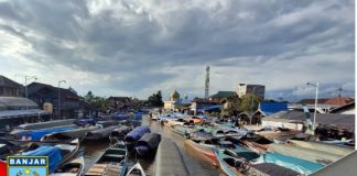 Momen 5 Rajab 1446 H, Dishub Kabupaten Banjar : ada 1.233 klotok yang sandar di dermaga zona air