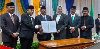 DPRD umumkan penetepan pasangan calon bupati dan wakil bupati terpilih Pilkada Batola 2024