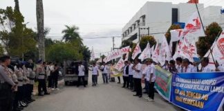 Massa DPP SBNI tuntut mencabutan izin perkebunan PT AW dan PT ABS di Batola